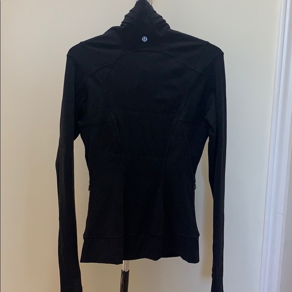 Lululemon black jacket - Picture 6 of 10